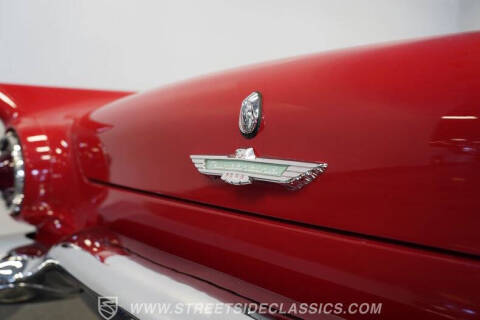 1957 Ford Thunderbird