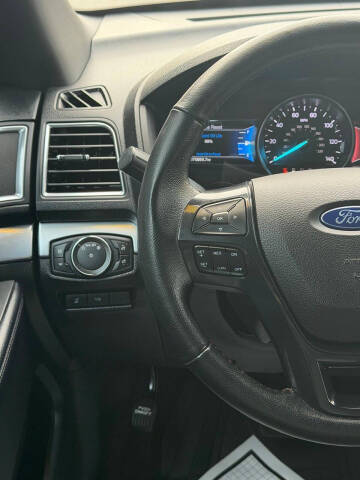 2017 Ford Explorer Sport