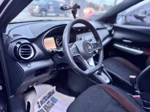 2018 Nissan Kicks SR