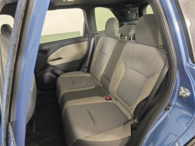 2025 Subaru Forester Premium