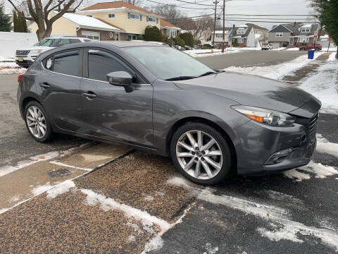 2017 Mazda MAZDA3 Grand Touring