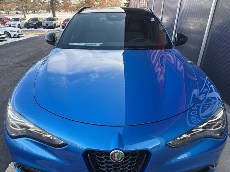 2025 Alfa Romeo Stelvio