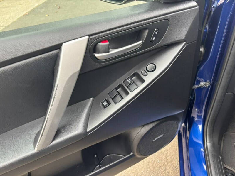 2013 Mazda MAZDA3 i Grand Touring