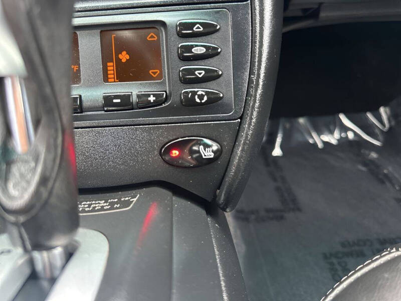 2004 Porsche 911 Carrera