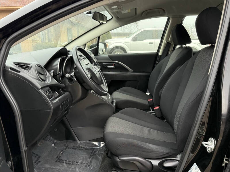 2012 Mazda MAZDA5 Sport