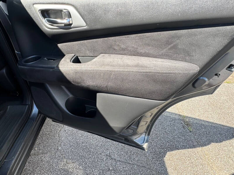 2016 Nissan Pathfinder S