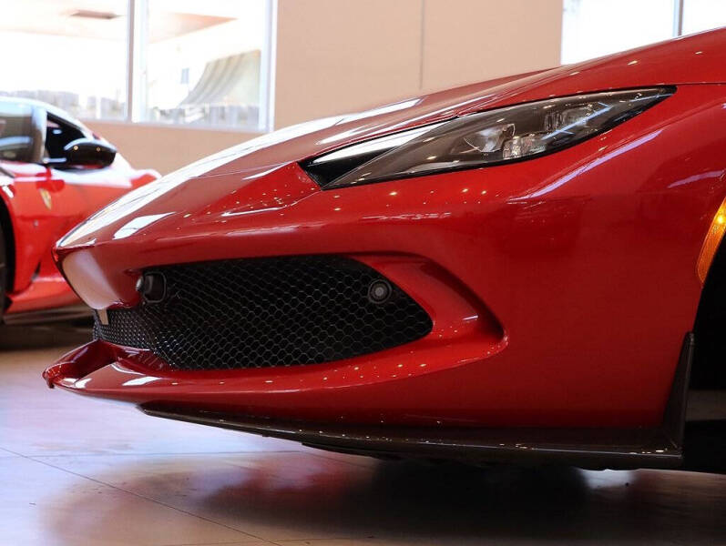 2024 Ferrari 296 GTS