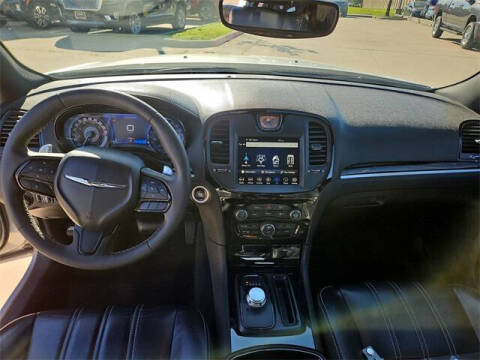 2023 Chrysler 300 S V6