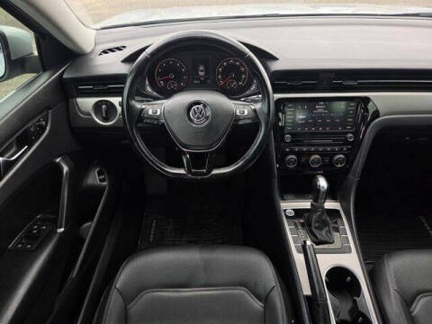 2020 Volkswagen Passat SE