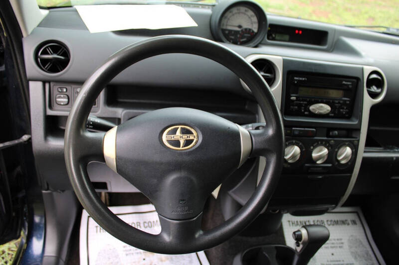 2005 Scion xB