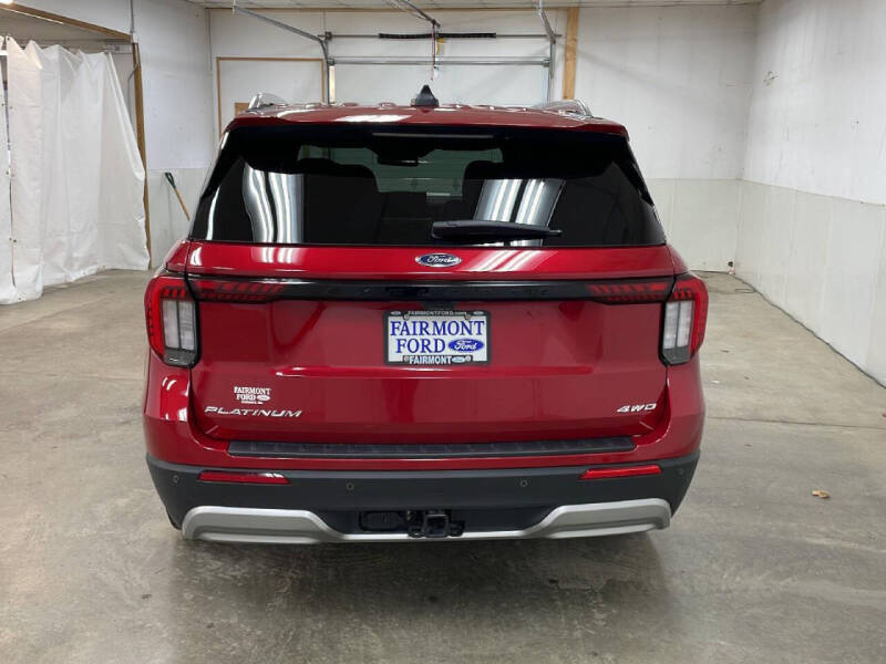 2025 Ford Explorer Platinum