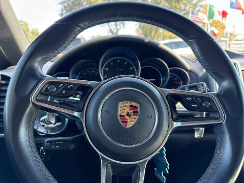 2017 Porsche Cayenne Platinum Edition