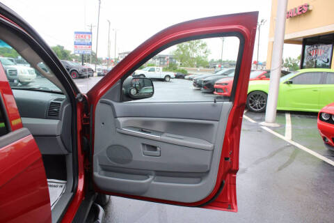 2006 Jeep Grand Cherokee Laredo