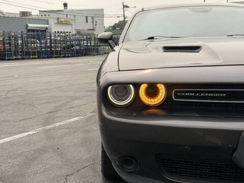 2016 Dodge Challenger SXT