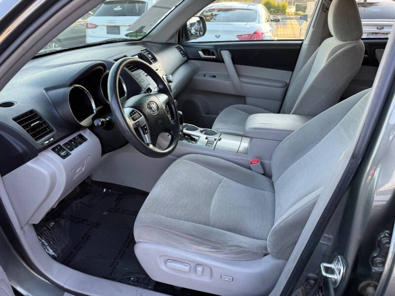 2012 Toyota Highlander