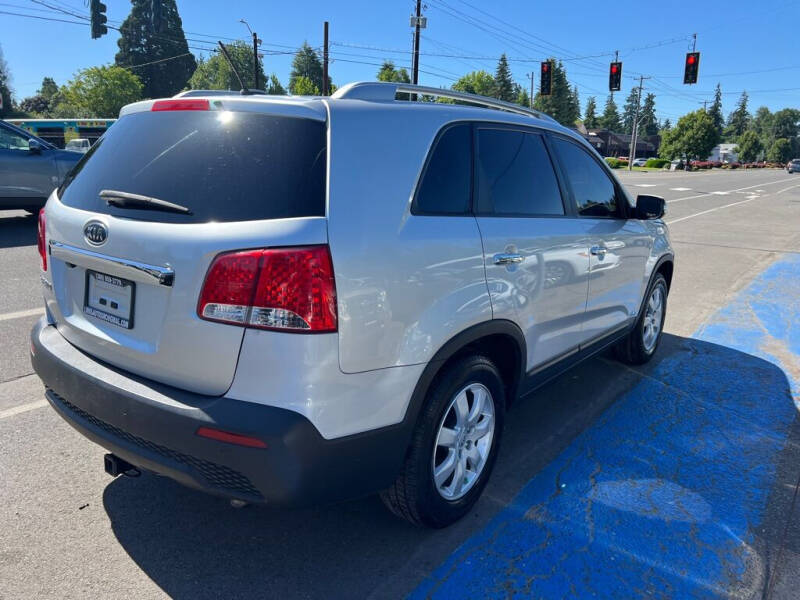2013 Kia Sorento LX