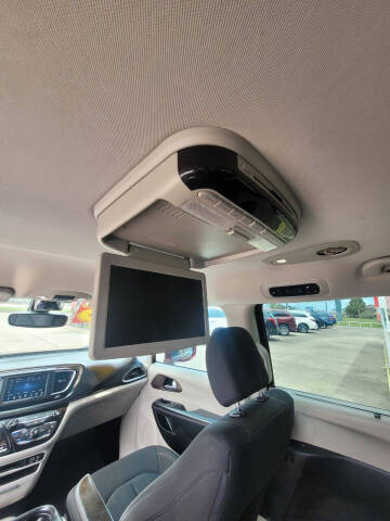 2018 Chrysler Pacifica Touring Plus