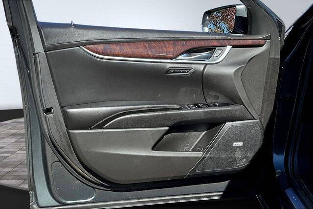 2015 Cadillac XTS Luxury