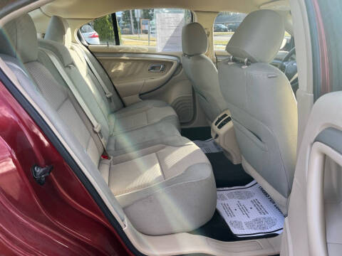 2014 Ford Taurus SEL