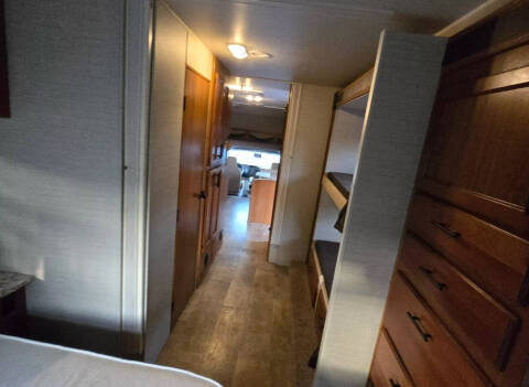 2017 Ford E-Series E-450 SD