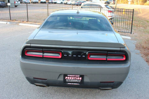 2018 Dodge Challenger SXT Plus
