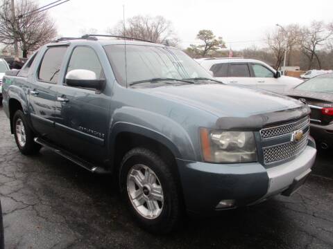 2008 Chevrolet Avalanche for sale at Unlimited Auto Sales Inc. in Mount Sinai NY