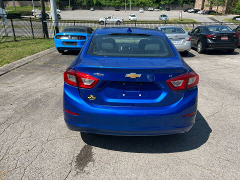 2018 Chevrolet Cruze LT Auto