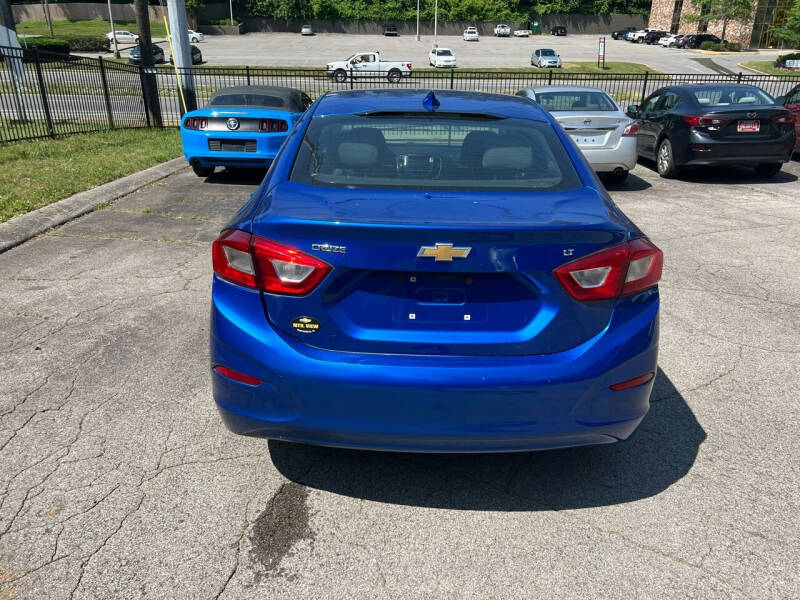 2018 Chevrolet Cruze LT Auto