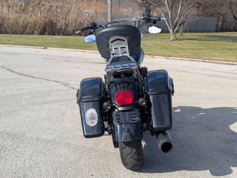 2016 Harley-Davidson FLD Switchback