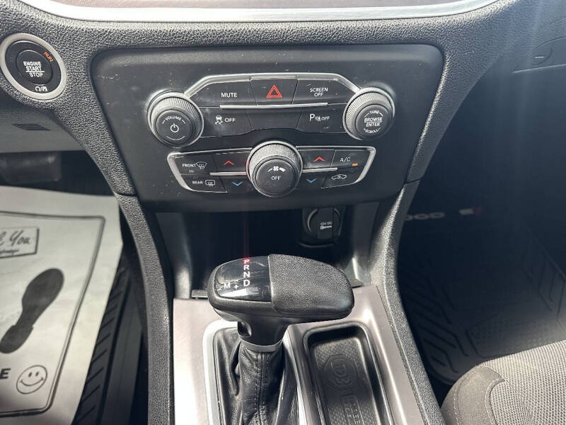 2022 Dodge Charger SXT