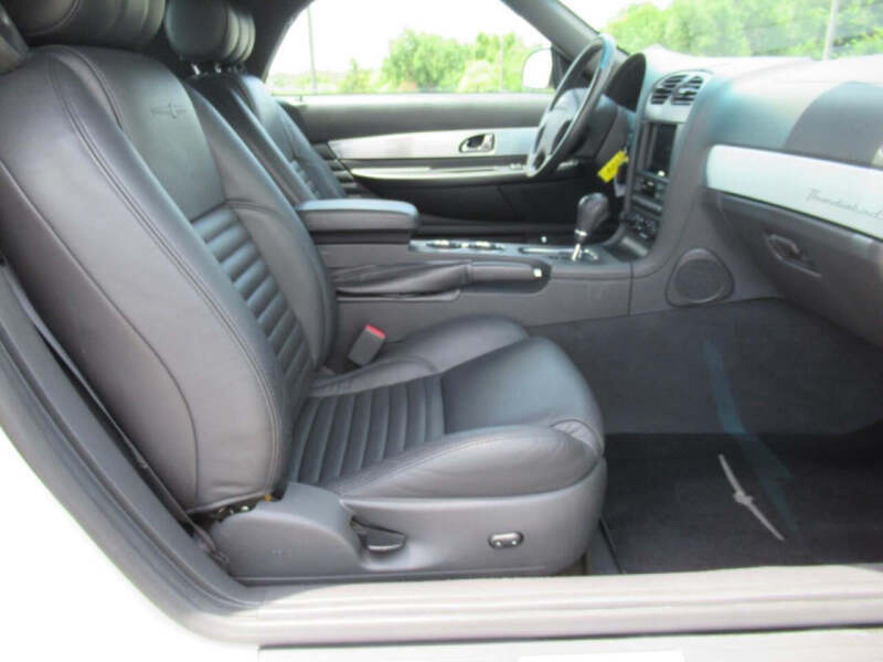 2002 Ford Thunderbird Deluxe