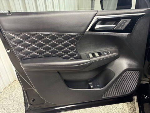 2023 Mitsubishi Outlander SEL