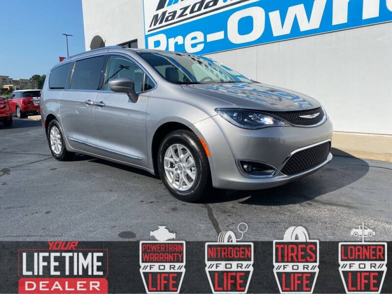 2020 Chrysler Pacifica Touring L