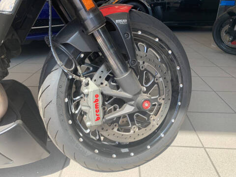 2015 Ducati Diavel