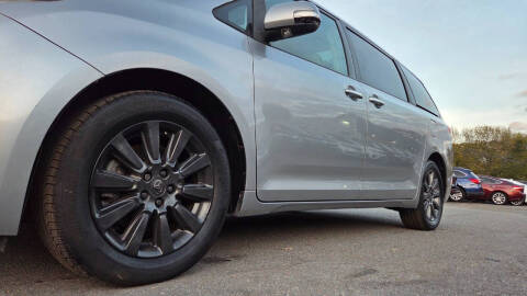 2013 Toyota Sienna Limited 7-Passenger