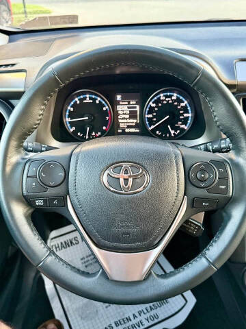 2017 Toyota RAV4 XLE
