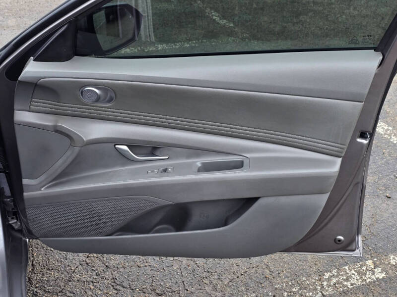 2023 Hyundai Elantra