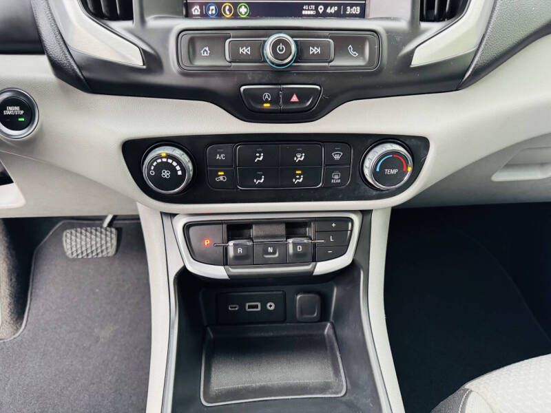 2022 GMC Terrain SLE