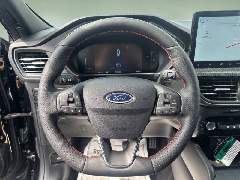 2025 Ford Escape Hybrid ST-Line Select