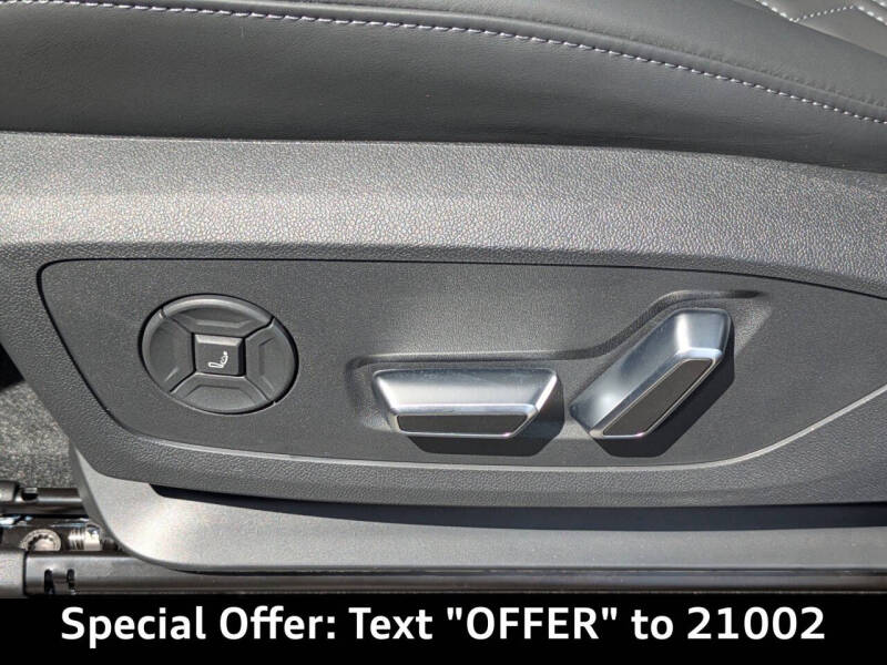 2025 Audi SQ6 e-tron quattro Premium Plus