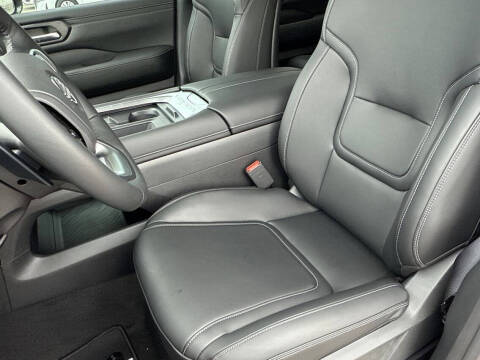 2026 Nissan Armada SV