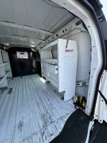 2021 Chevrolet Express 2500