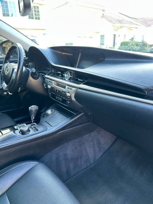 2015 Lexus ES 350