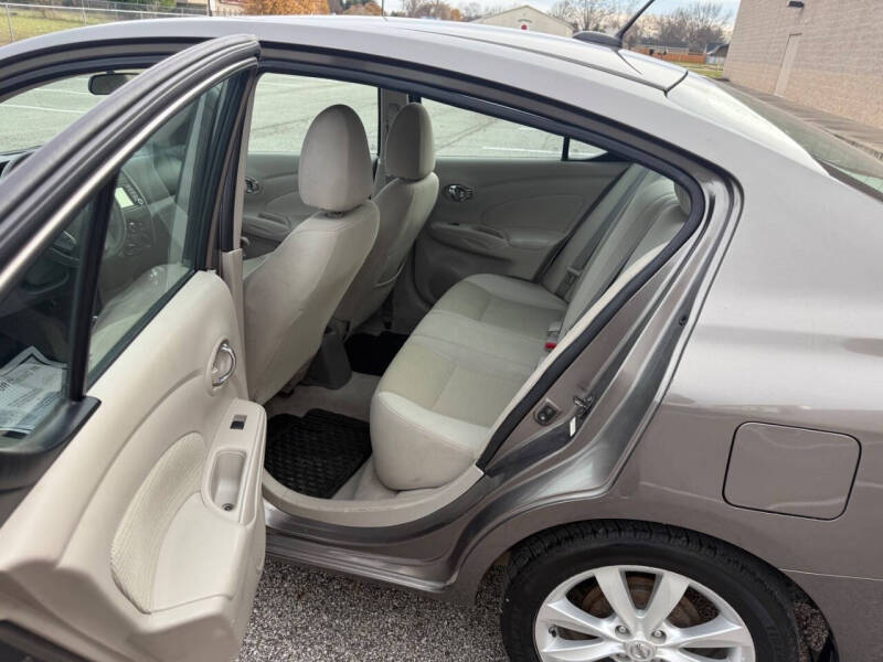 2016 Nissan Versa 1.6 S