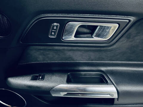 2019 Ford Mustang EcoBoost Premium