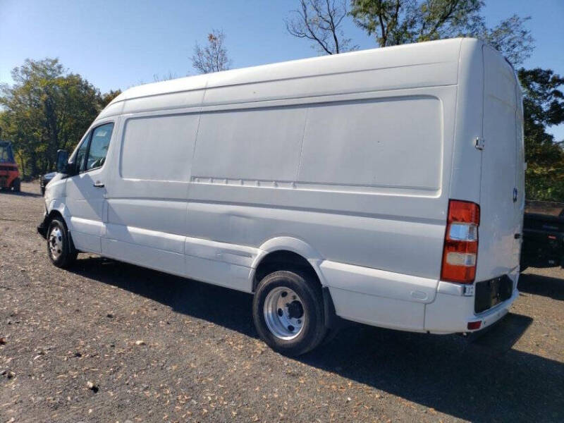 2022 GREENPOWER MOTORS EVC210