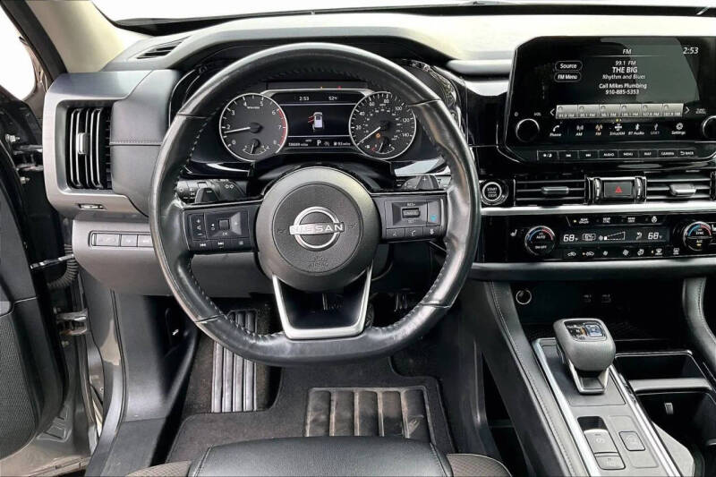 2022 Nissan Pathfinder