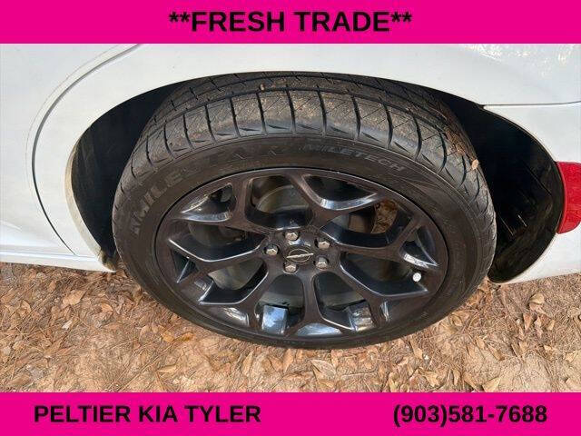 2019 Chrysler 300 Touring