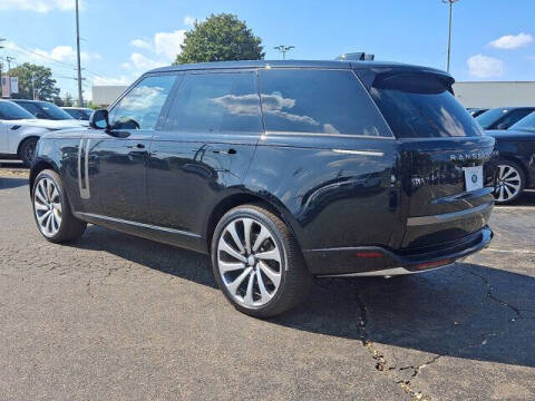 2025 Land Rover Range Rover P530 SE