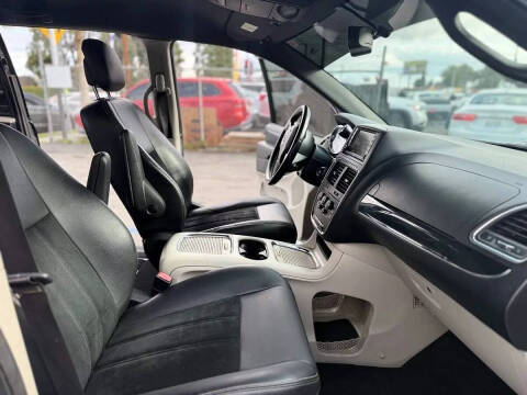 2017 Dodge Grand Caravan SXT